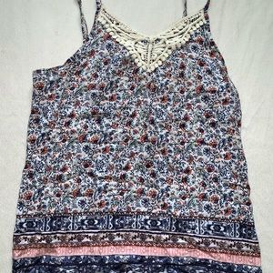 lace detail colorful pattern tank top